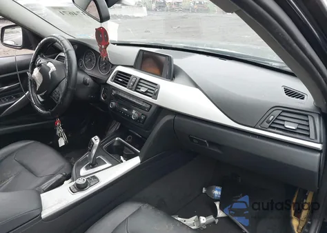 2013 BMW 328I xDrive z USA, uszkodzony, nr VIN WBA3B5G59DNS05019